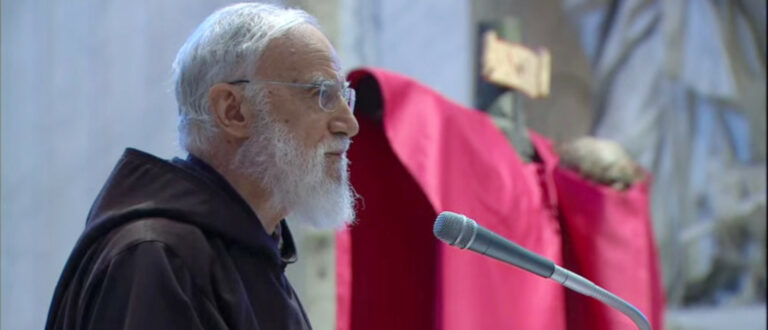 Kardinal Raniero Cantalamessa, Hausprediger des Papstes. | Screenshot VaticanNews