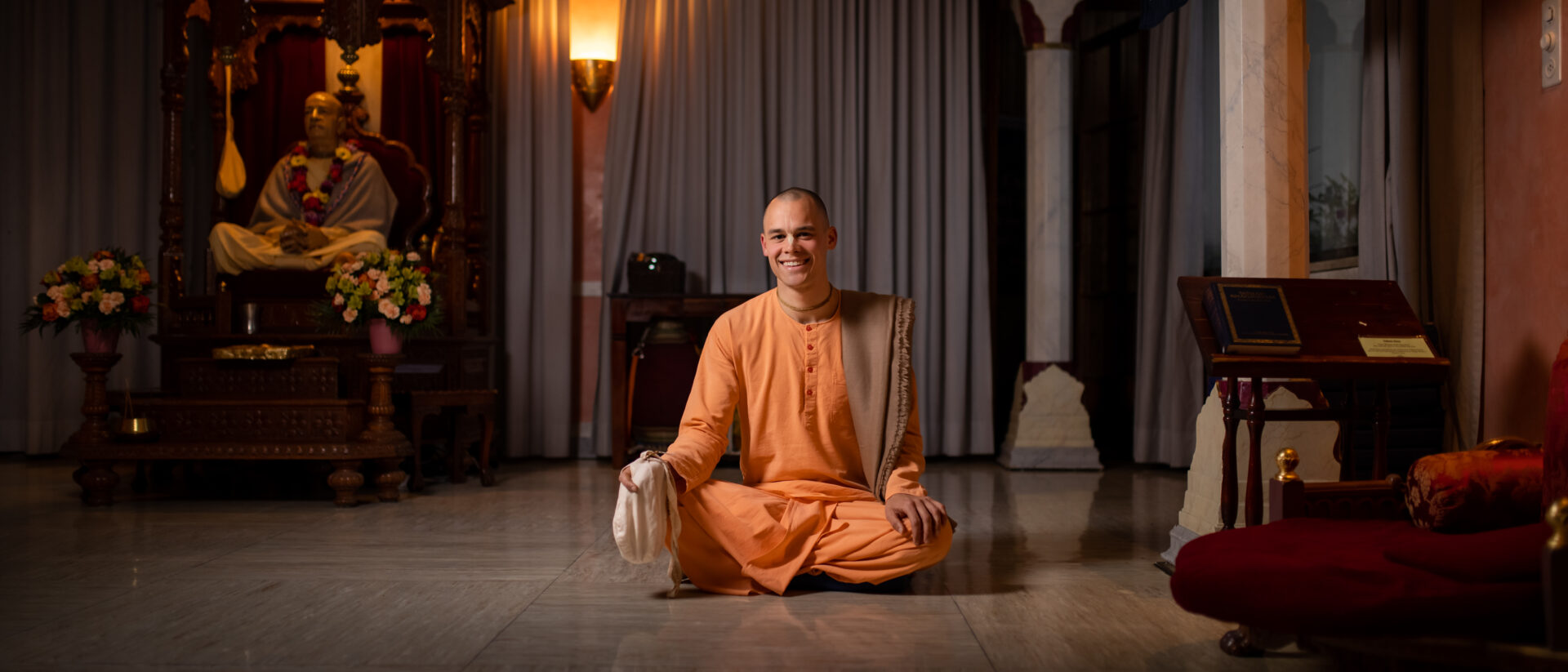 Damodar Prasad Dasa lebt seit sechs Jahren im Tempel.