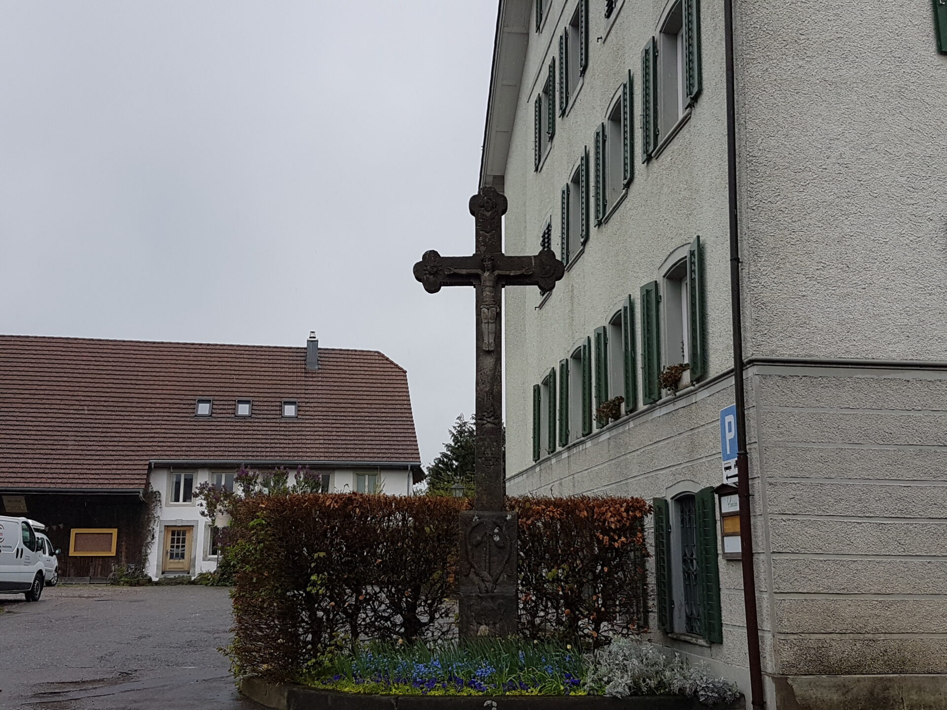 Wegkreuz beim Restaurant HIrschen in Bünzen AG