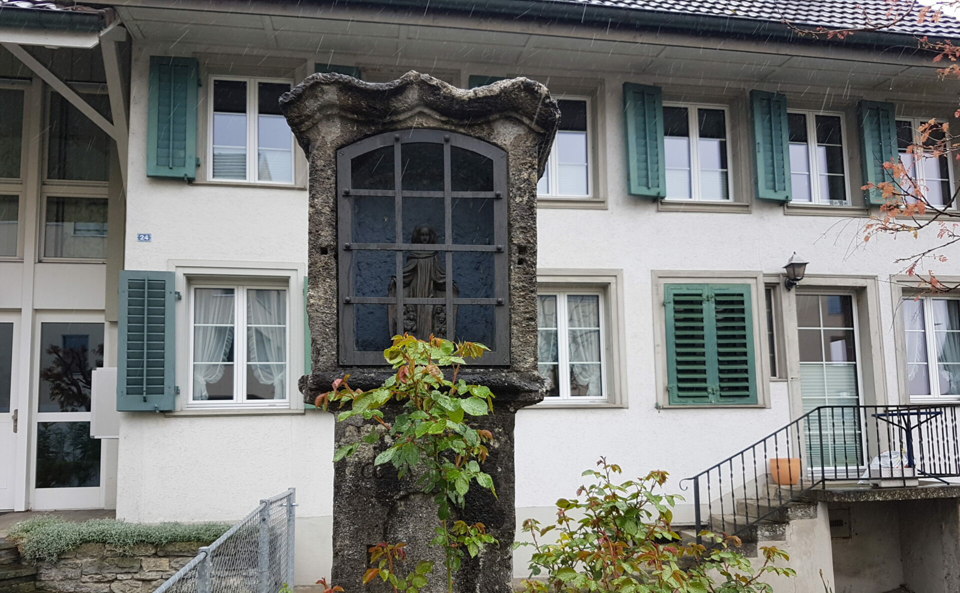 Bildstöckli mit Schutzmantelmadonna in Muri AG