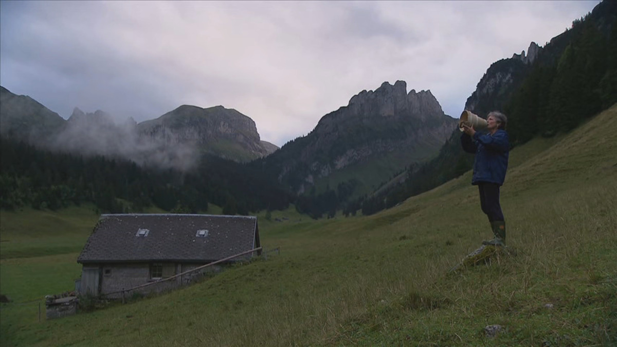 Mina Inauen, Appenzell. Filmstill aus dem Trailer «Alpsegen», Bruno Moll (CH 2012).