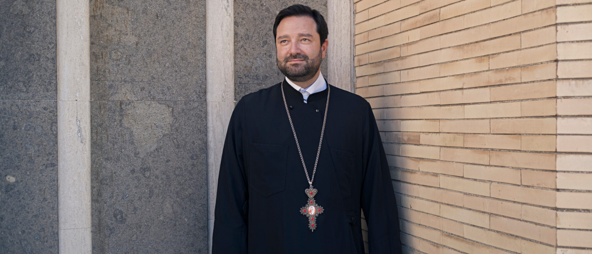 Ein Benedikt-Schüler: Stefanos Athanasiou, Priester der griechisch-orthodoxen Kirche in Zürich.