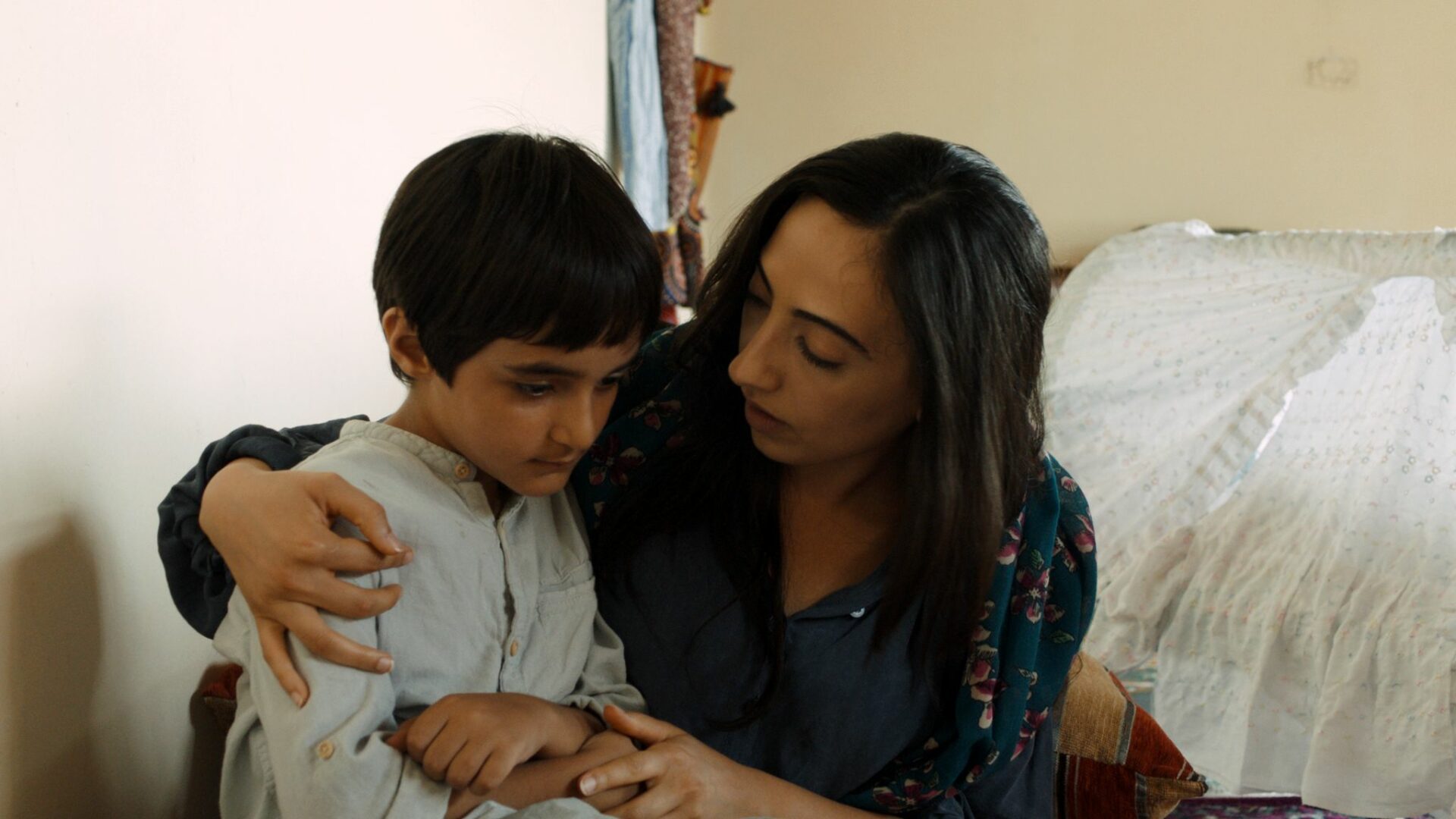 Sero (Serhed Khalil) und Raoshan (Jiyan Armanc) © Frenetic Films