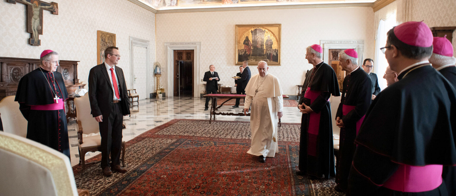 Papst Franziskus empfängt die Bischöfe der Schweiz beim Ad-limina-Besuch am 26. November 2021 im Vatikan.