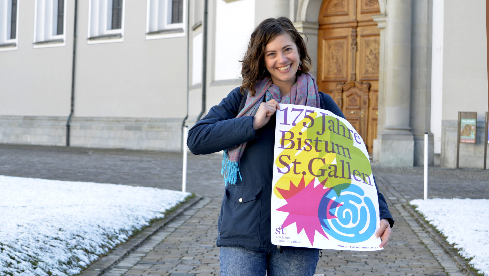 Ines Schaberger hat jugendliche Farbfrische auf den Jubiläums-Flyer gebracht.
