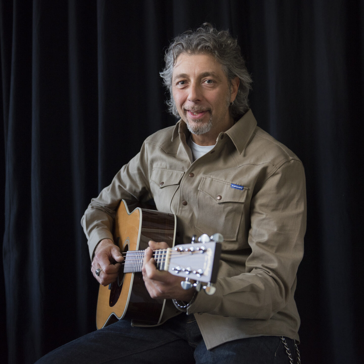 Alessandro Marson, Gitarrist bei «Finn's Finale»