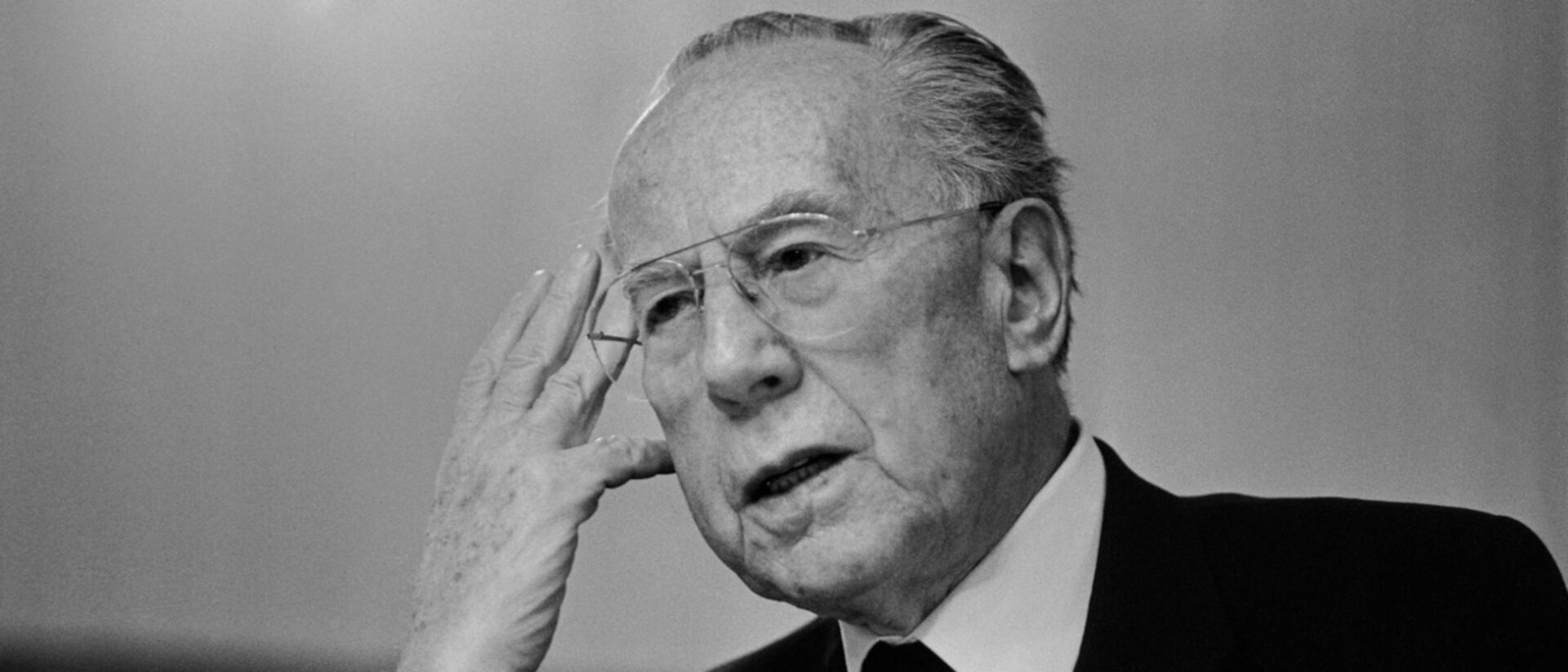 Der ehemalige Erzbischof von Wien, Kardinal Franz König, im Jahr 1990.
