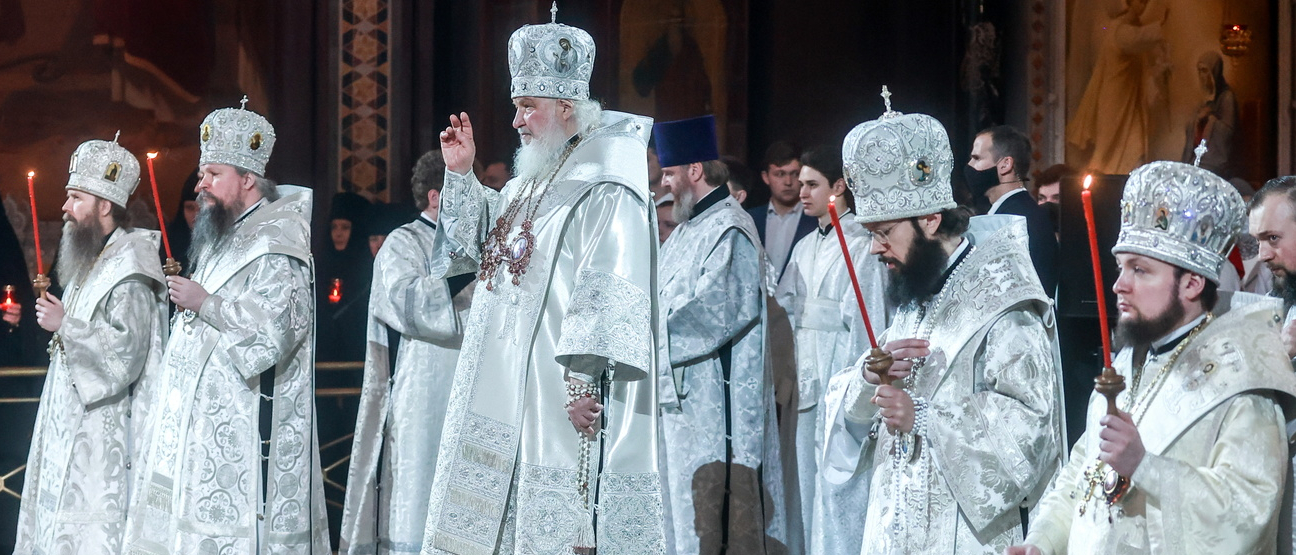 Der russische Patriarch Kyrill in der Osternacht.