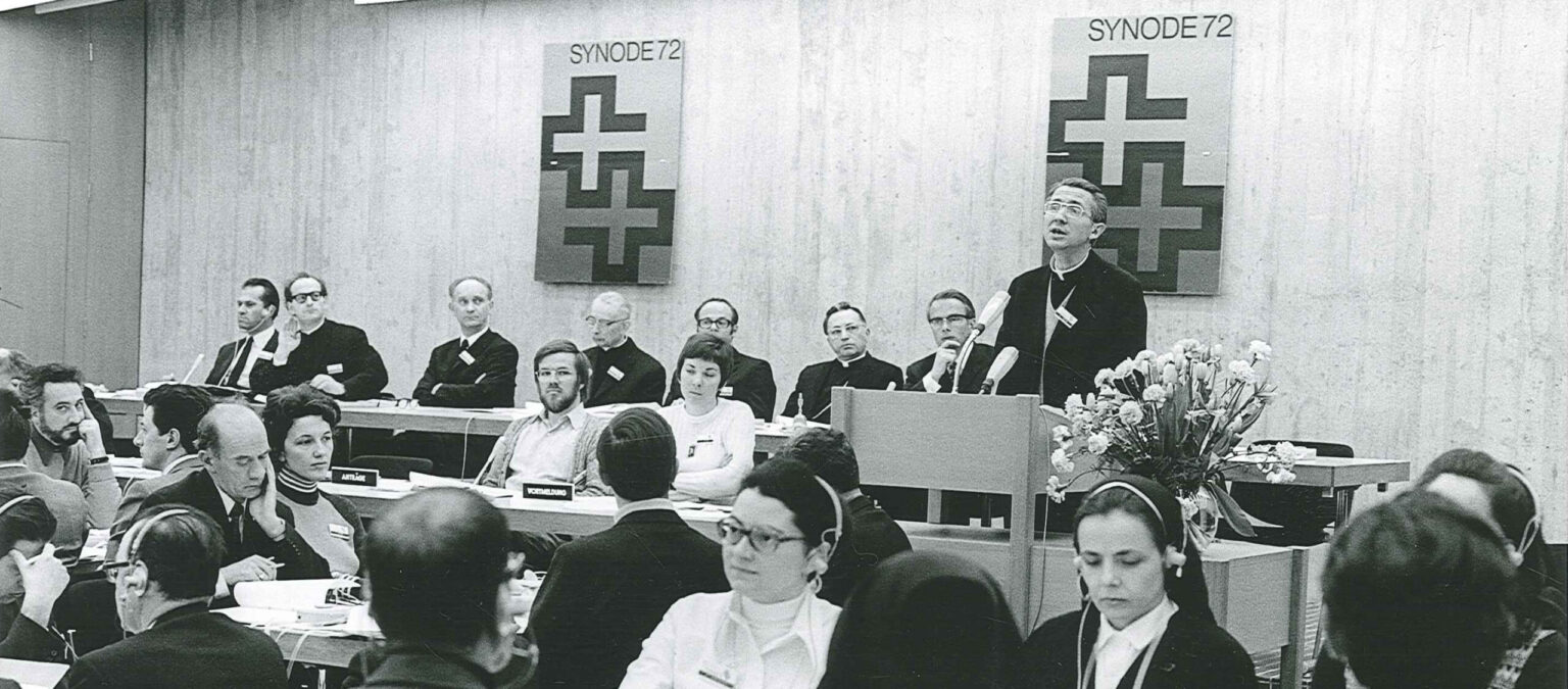 Präsidium einer Synodalversammlung in Bern. | zVg Archives André Kolly