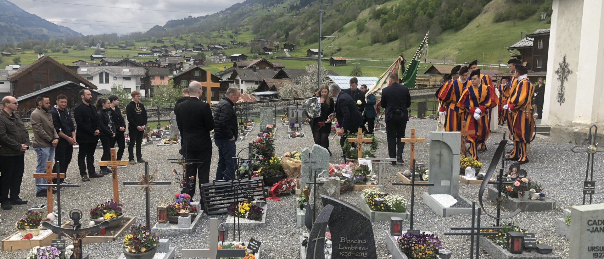 Abdankung in Trun GR.