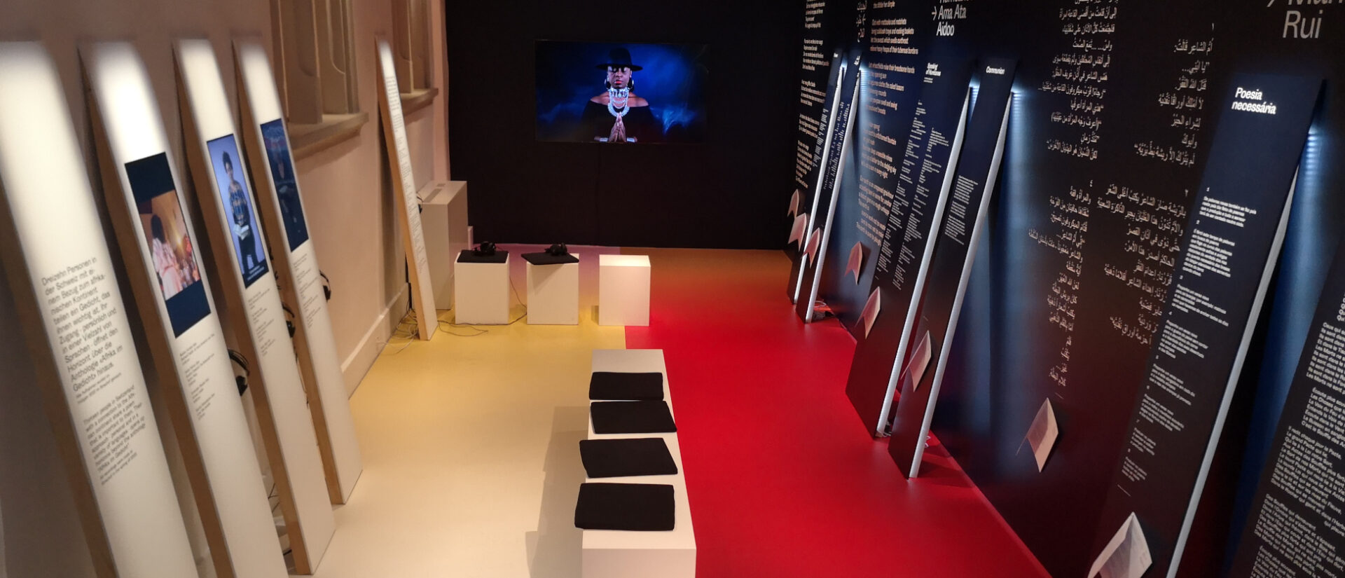 Katakombe der Gedichte: Ausstellungssaal im Literaturmuseum Strauhof.