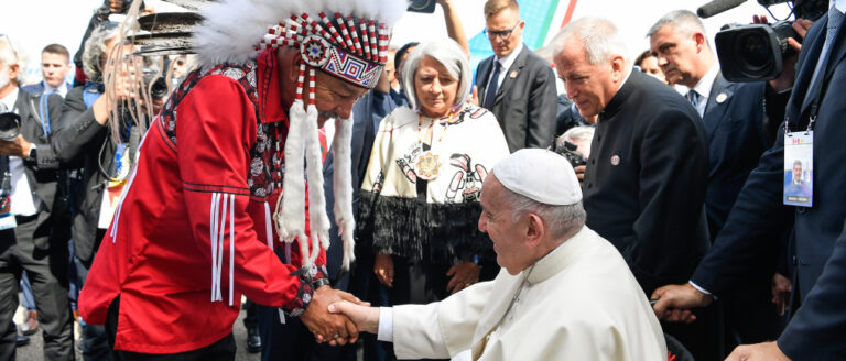 Franziskus im Jahr 2021 in Kanada. | © KNA