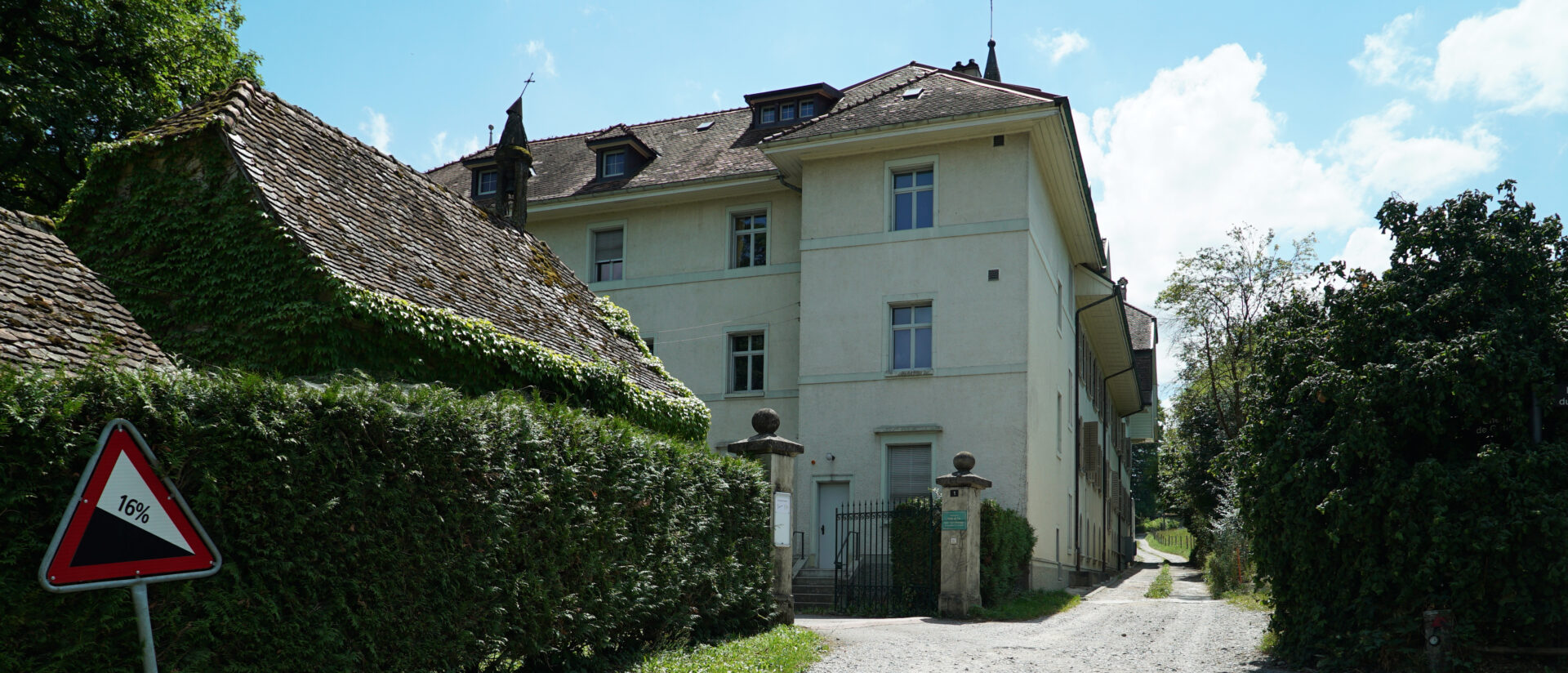 Das Haus Saint-Dominique in Pensier (FR), Niederlassung der Gemeinschaft Verbe de Vie