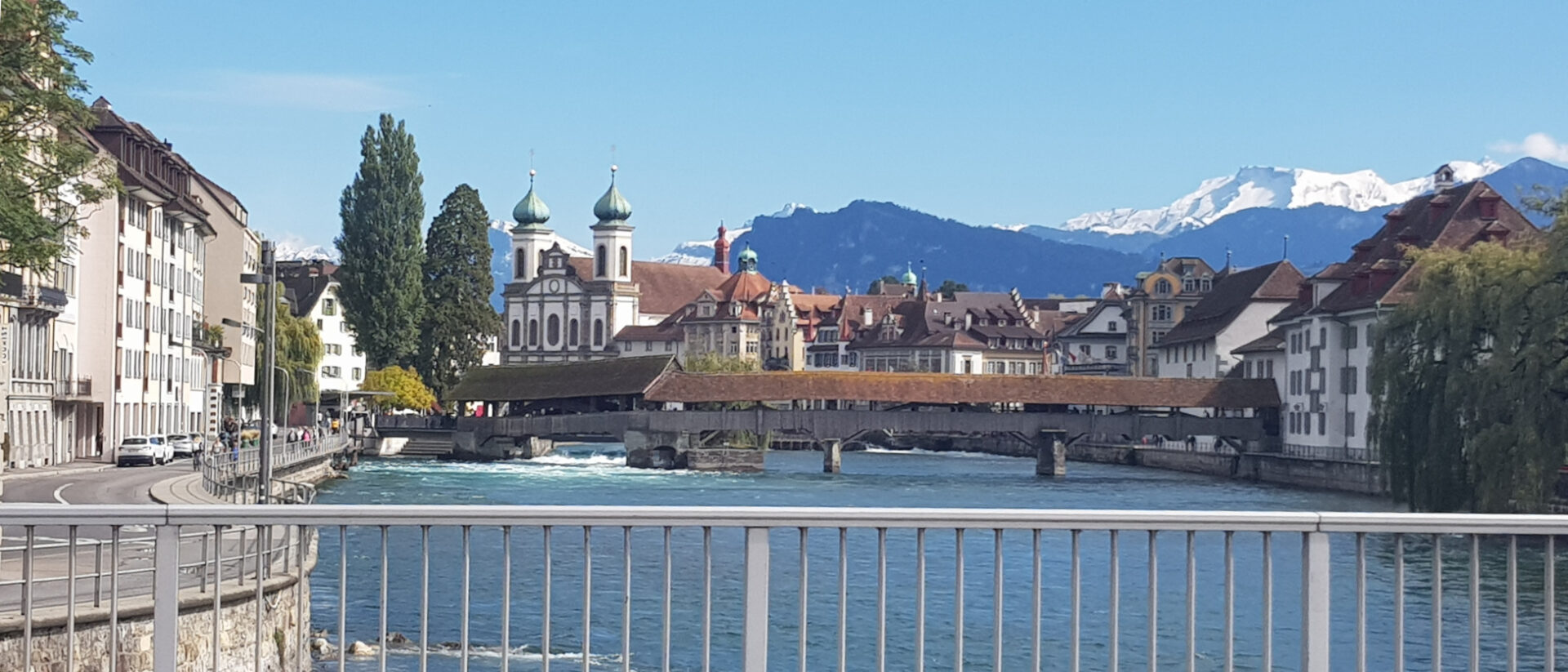 Luzern mit der Spreuerbrücke und der Jesuitenkirche.
