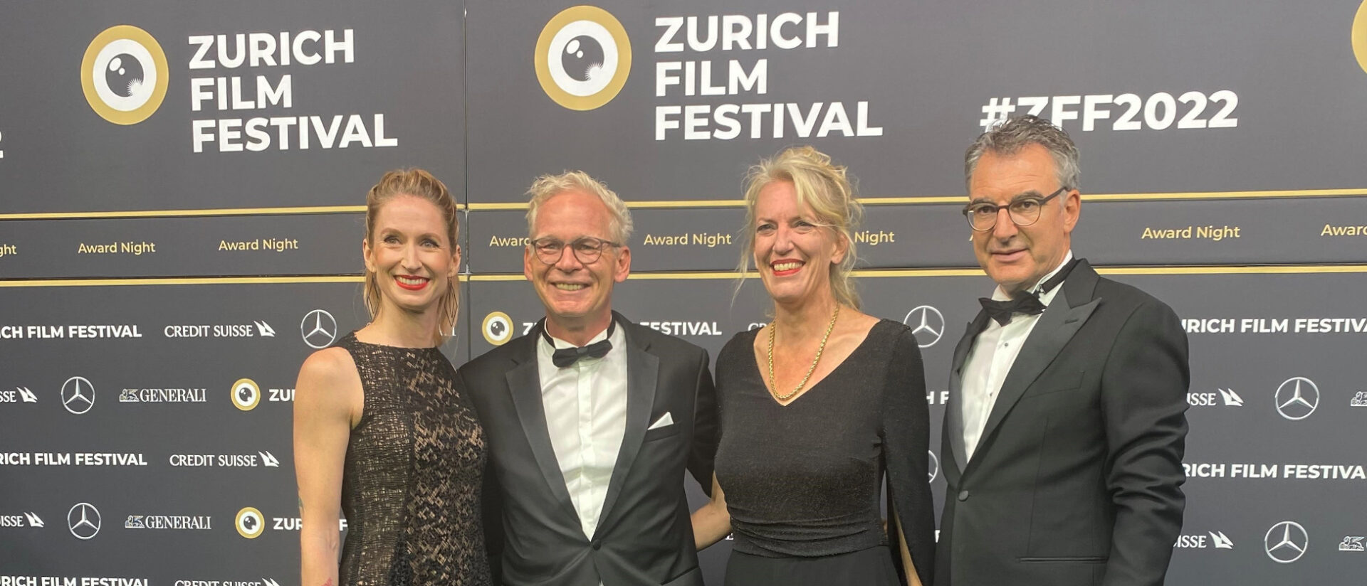 Das Ehepaar Driessen-Reding (Mitte) – flankiert von der ZFF-Doppelspitze Elke Mayer (links) und Christian Jungen (rechts).