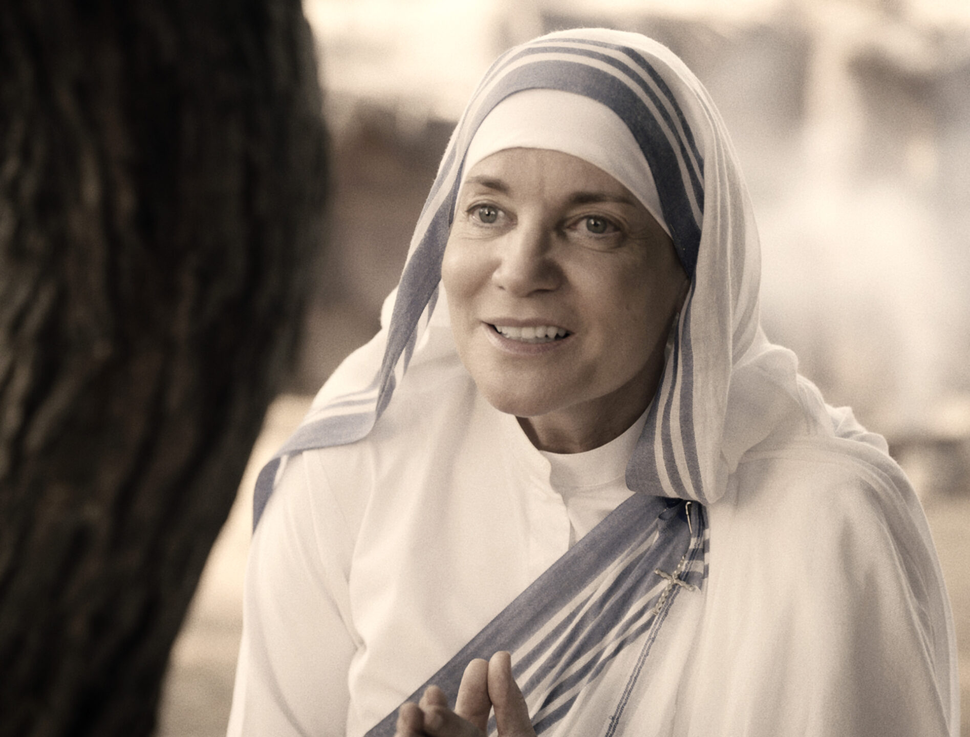 Mutter Teresa (Jacqueline Fritschi-Cornaz) ist eine eigenwillige Frau