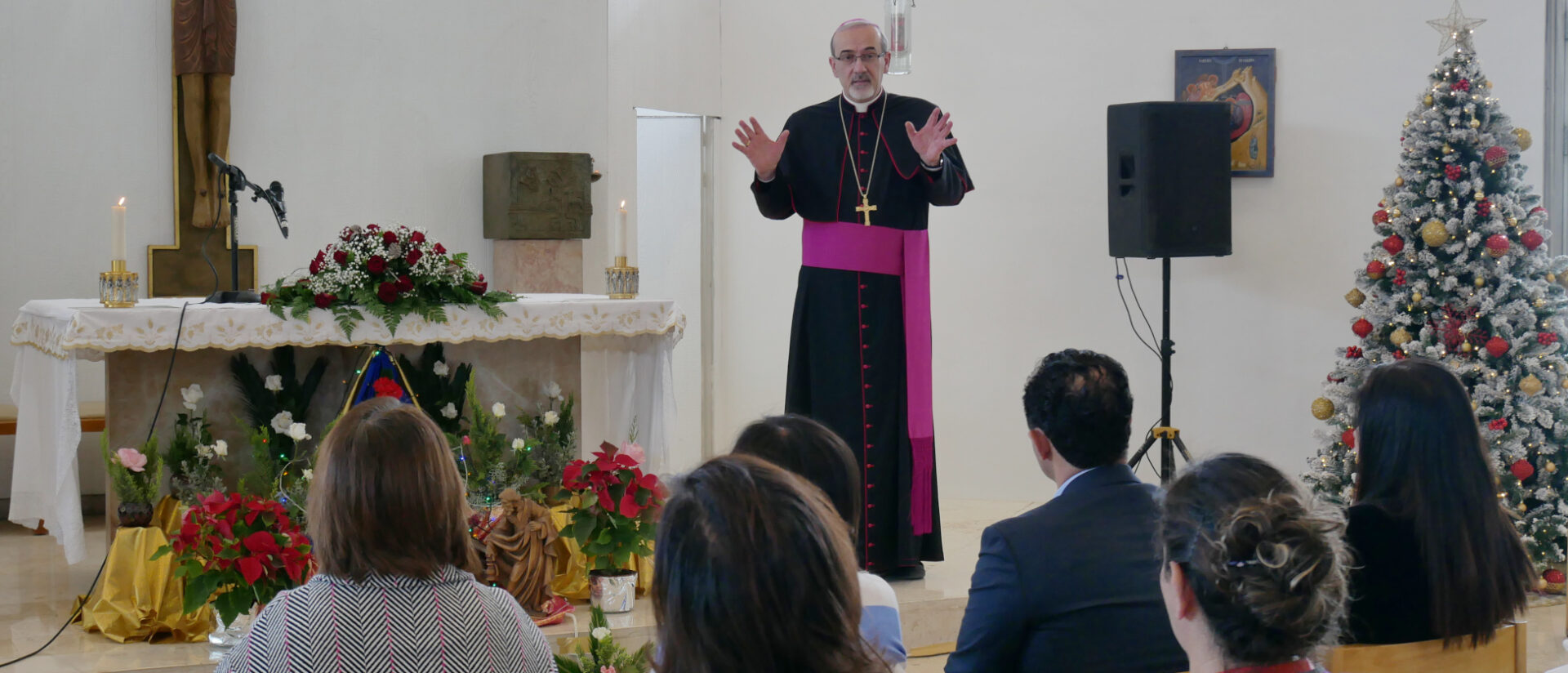 Patriarch Pizzaballa bei der Weihnachtsfeier im Kinderspital Bethlehem.