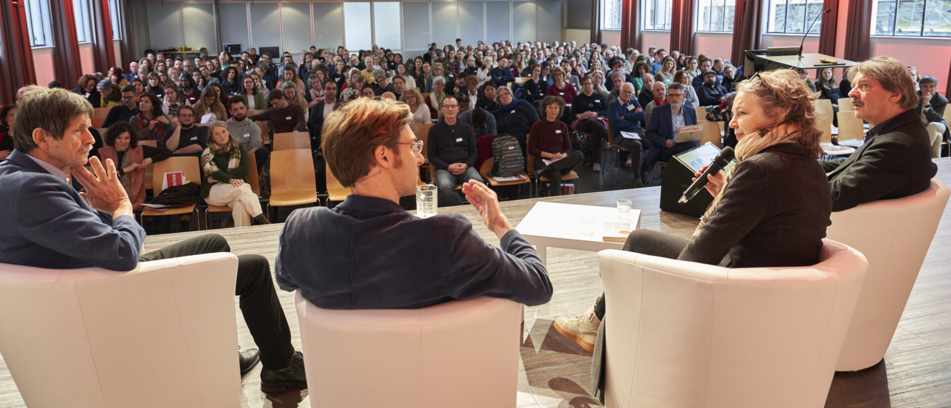 Podiumsdiskussion Caritas-Forum