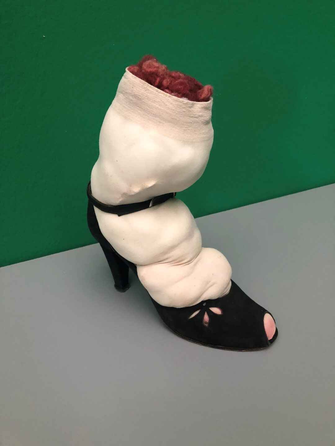 Schuh von Eva Zwimpfer (1995), Kunstmuseum Luzern.