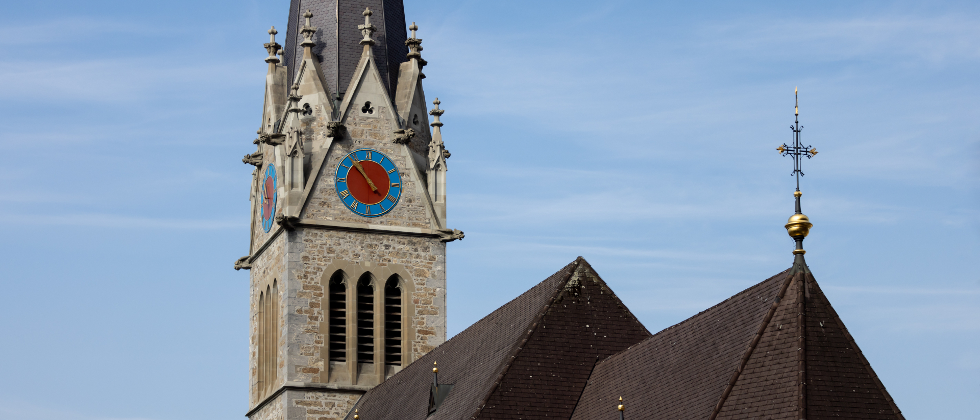 Kirchturm der Kathedrale von Vaduz.