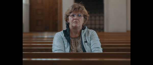 Filmstill aus "Unser Vater": Tochter Lisbeth stellt sich viele Fragen. | Filmbringer