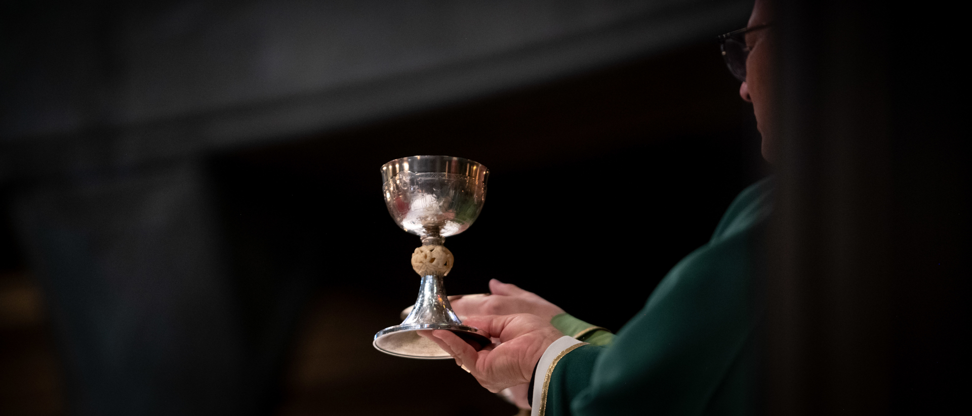 Eucharistie-Feier.


PHOTO LAURENT CROTTET 
PROTEGE PAR UN COPYRIGHT - TOUTE REPRODUCTION INTERDITE SANS ACCORD ECRIT