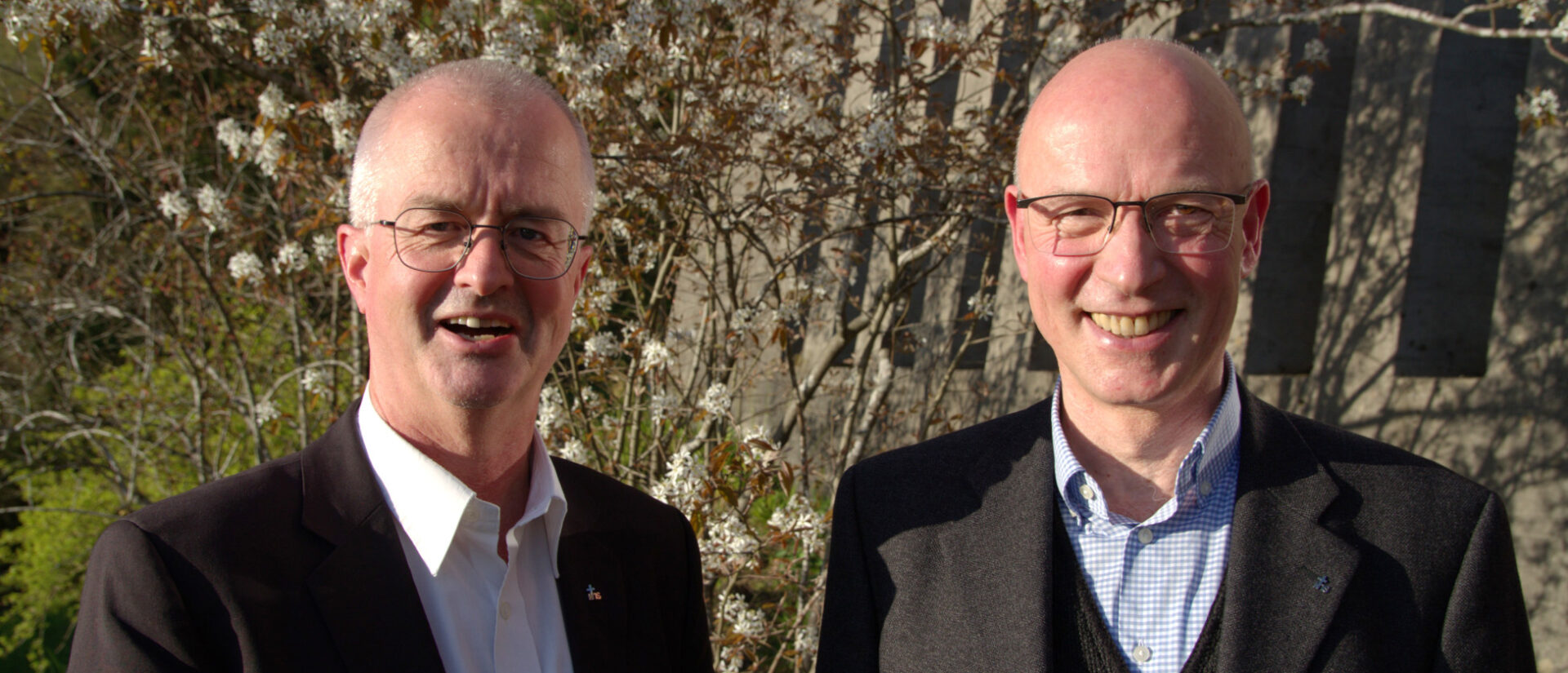 Optimitisch: Toni Kurmann (l) übernimmt 2023 die Direktion des Lassalle-Hauses von Tobias Karcher.