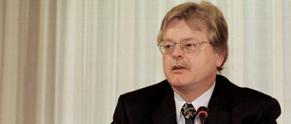 Dietmar Mieth, im Jahr 2001. | KNA