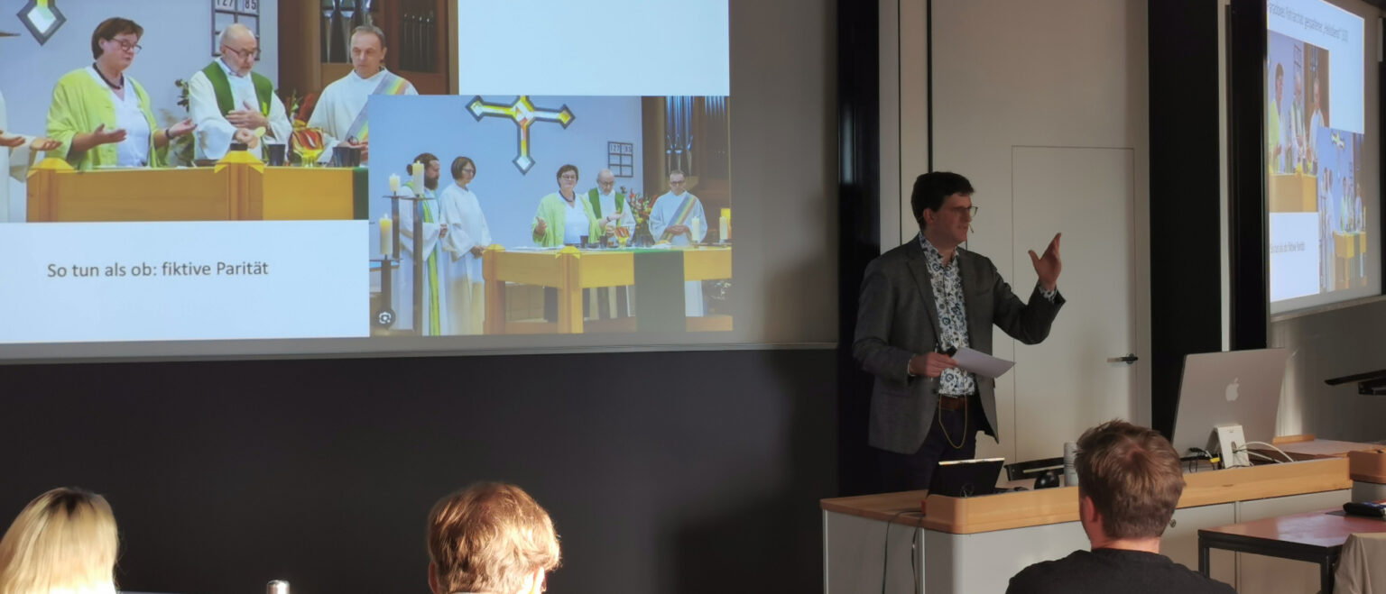 Daniel Bogner an der Ringvorlesung, Universität Zürich