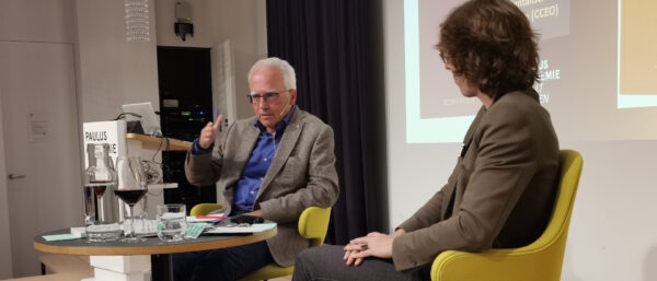 Adrian Loretan und Veronika Bachmann in der "theo Loge", Paulus Akademie.
