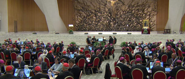 Synode 2023 in der Audienzhalle Paul VI. im Vatikan. | Vatican News