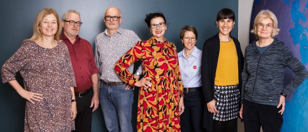 Team der SRF-Radiopredigerinnen und Radioprediger (v.l.) : Tanja Oldenhage, Peter Zürn, Philipp Roth, Claudia Buhlmann, Regula Knecht-Rüst, Andrea Meier und Susanne Cappus. Matthias Wenk fehlt auf dem Bild. | SRF/Gian Vaitl