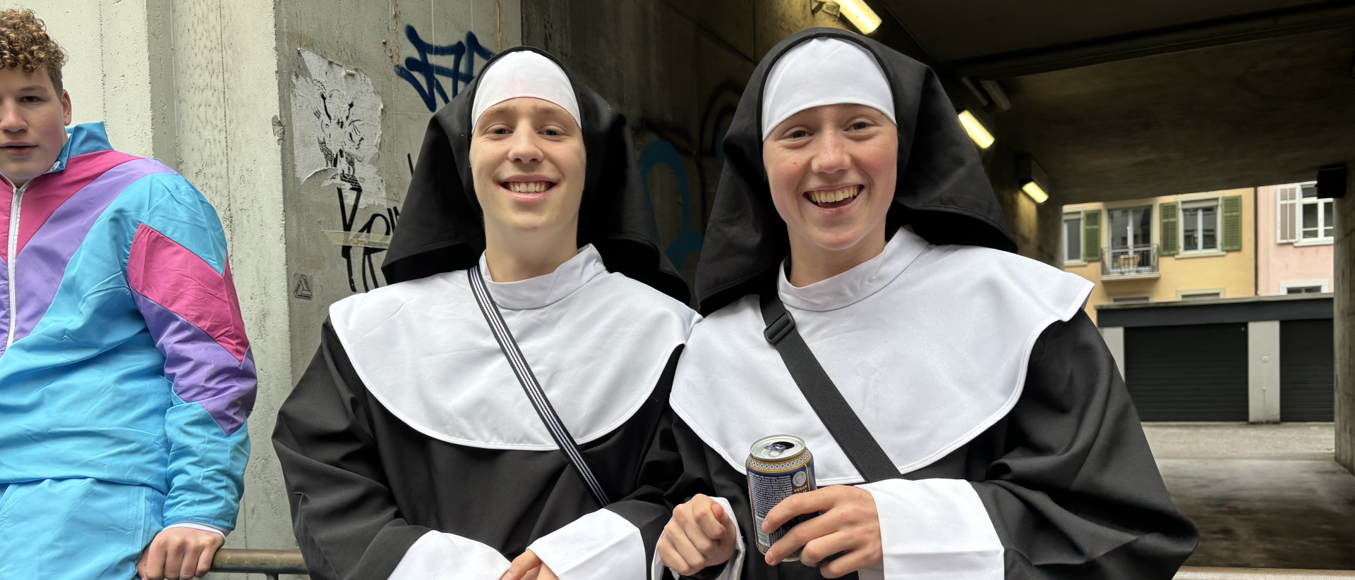 Ordensschwestern Jura und Helia an der Luzerner Fasnacht