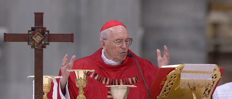 Kardinal Giovanni Battista Re. | Vatican Media