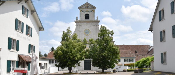 Vordere Front der Klosterkirche Mariastein. | Barbara Ludwig