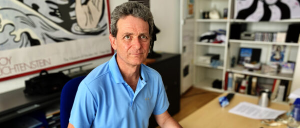 Thierry Moosbrugger in seinem Büro in Basel. | Sandra Leis