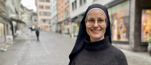 Schwester Veronika | Sandra Leis