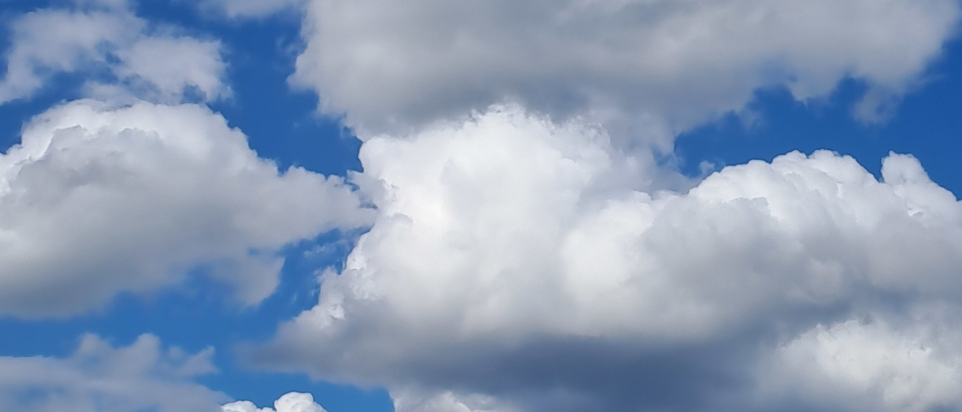 Über den Wolken muss die Freiheit nicht immer grenzenlos sein. | Wolfgang Holz
