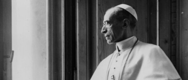 Papst Pius XII. hat beharrlich geschwiegen zum Holocaust. | KNA
