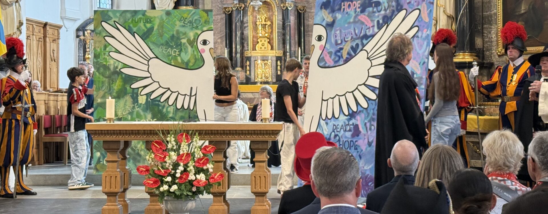 Bitte um Frieden  in der Badener Stadtkirche.