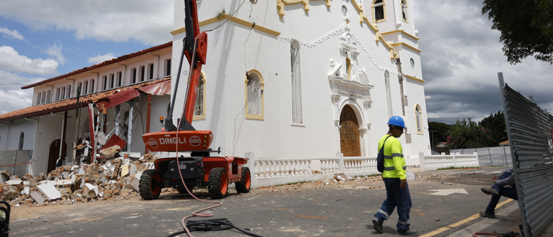 Zerstörte Baptistenkirche in Penonome, Panama